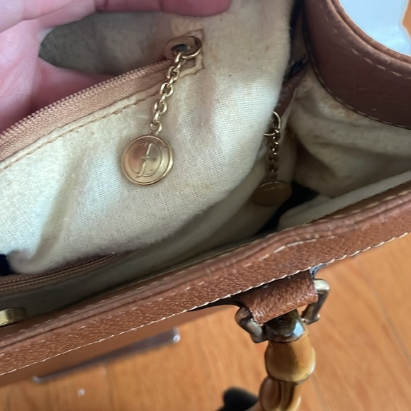 Gucci Diana Tan Leather Tote - Picture 12 of 16